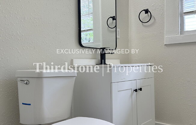 137 W 18 ST