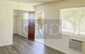 2 beds, 1 bath, 750 sqft, $1,500, Unit 4