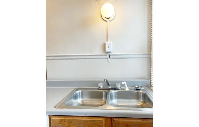 1 bed, 1 bath, 478 sqft, $895, Unit 408-60