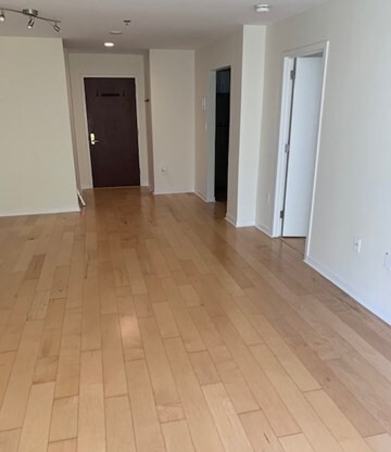 2 beds, 1 bath, 851 sqft, $3,450, Unit 2B