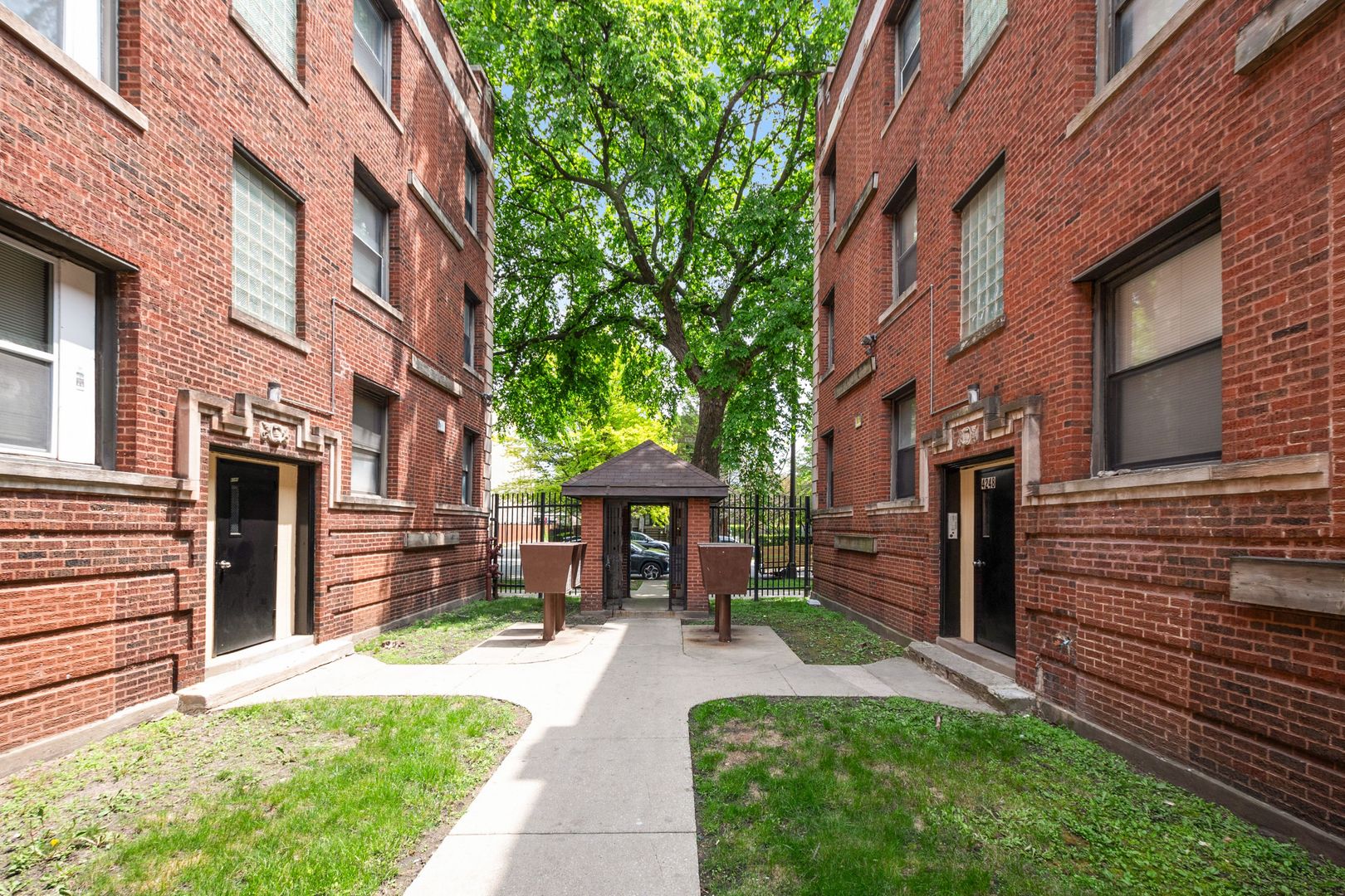 4240-48 Michigan
