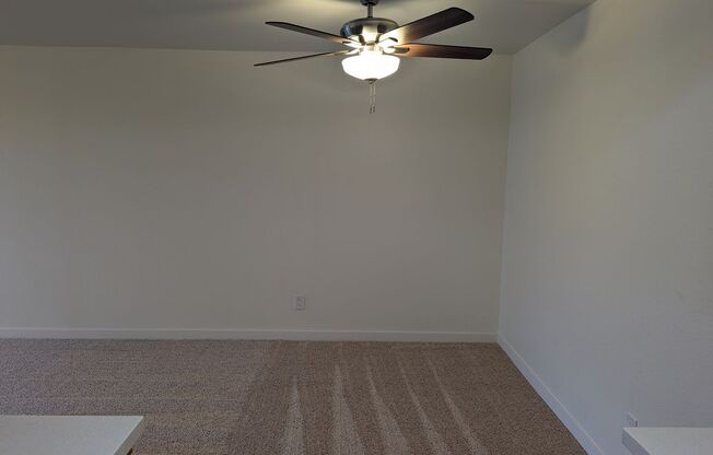 2 beds, 1 bath, 810 sqft, $1,995, Unit C303