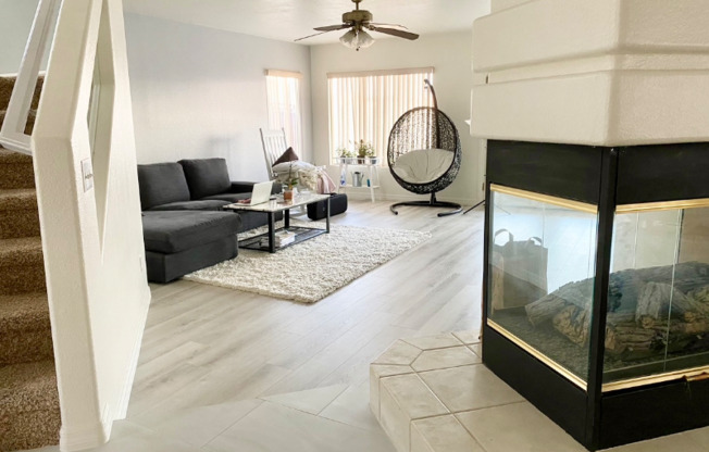 929 PLANTAIN LILY AVE