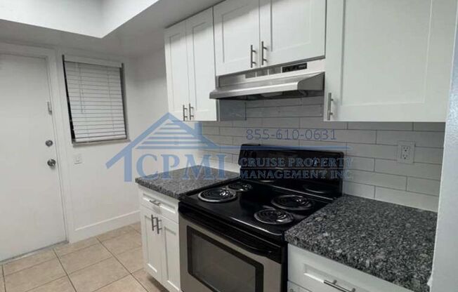 1 bed, 1 bath, 744 sqft, $1,725, Unit 38