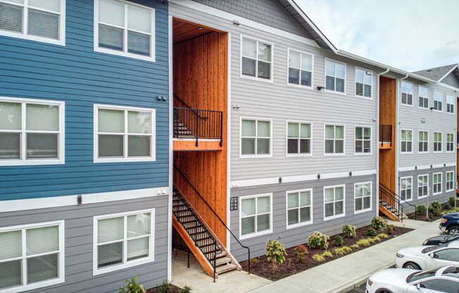 L13609 --  Avey Court Apartments