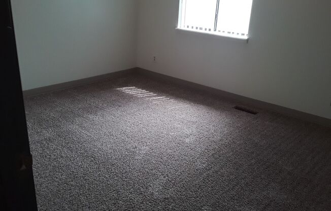 2 beds, 1.5 baths, 1,032 sqft, $1,800, Unit 8A