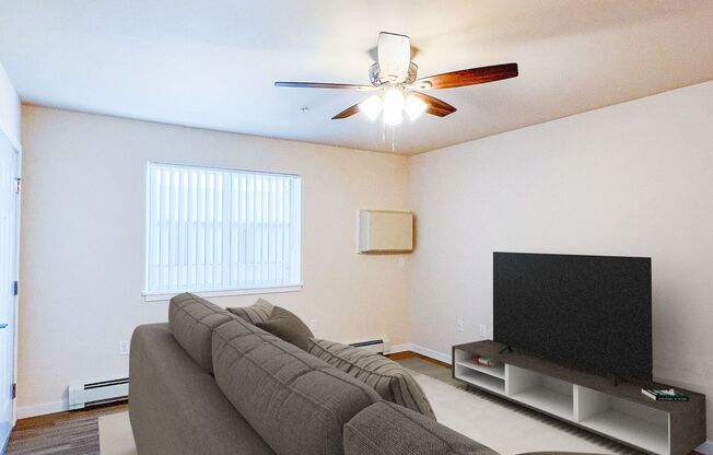 1 bed, 1 bath, 705 sqft, $1,150, Unit AT 715-60