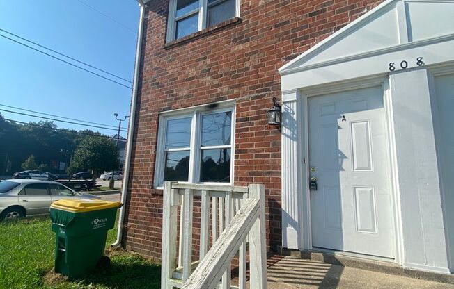 808 Arlington Rd