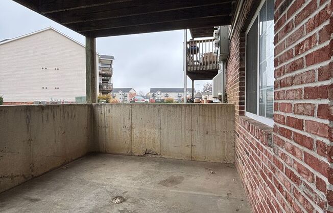 2 beds, 1.5 baths, 1,049 sqft, $1,295, Unit 220-1C ORM