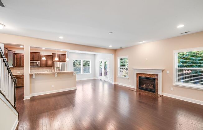 Stylish 5-Bed Ballantyne Home with Solar Savings & Modern Upgrades!