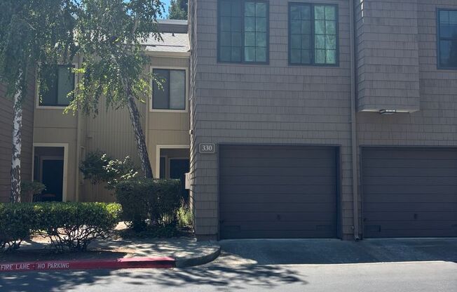 Gorgeous Two-Bedroom Condo with Golf Course Views in San Ramon!
