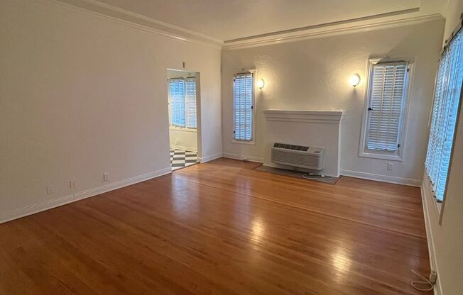 1 bed, 1 bath, 800 sqft, $2,475, Unit 3