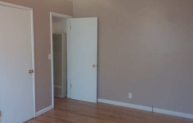 2 beds, 1 bath, $1,350