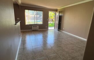 2 beds, 1 bath, $2,250, Unit # 32