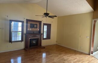 4 beds, 2.5 baths, $2,650