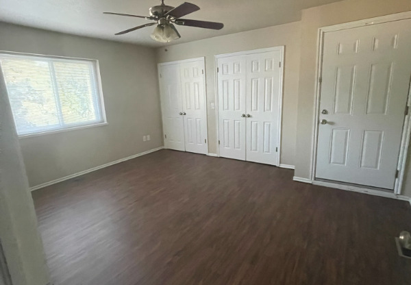 417 NW 22 ST