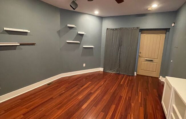 Modern Bi-Level 1st Fl. 2 Bed, 2 Bath Northern Liberties Condo w/ one parking space, C/A, W/D, H/W Fls and more!