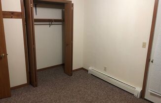 2 beds, 1 bath, $775, Unit 720 #08