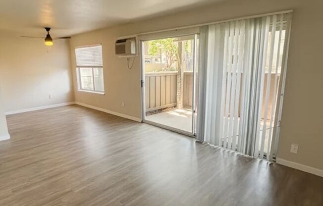2 beds, 2 baths, 946 sqft, $1,950, Unit 102