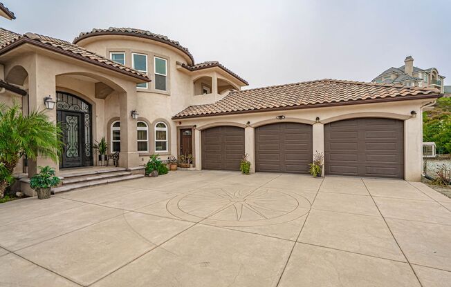 5 Bedroom Mansion on Horse Property in Santa Clarita  for Rent!