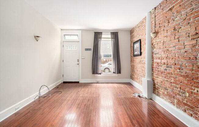 Stylish & Spacious 2 Bed, 1 Bath Home