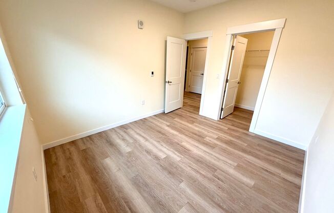 2 beds, 1 bath, $1,910, Unit C309