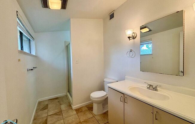 2 beds, 2.5 baths, $1,295