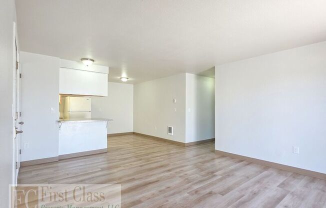 1821 SE MINTER BRIDGE RD, UNIT 17