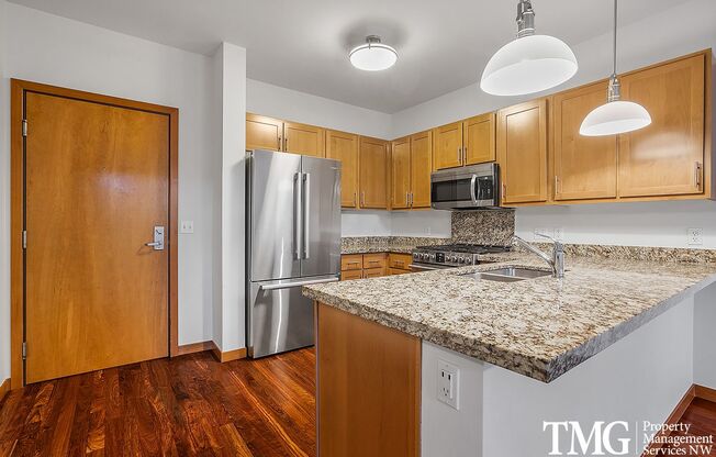 1 bed, 1 bath, $1,895, Unit # 233