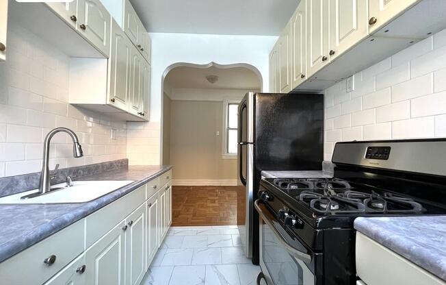 114 TERRACE PL