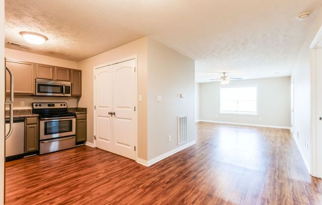 1 bed, 1 bath, 822 sqft, $775, Unit C05