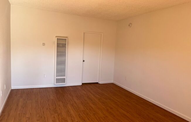 1 bed, 1 bath, $1,650, Unit 301