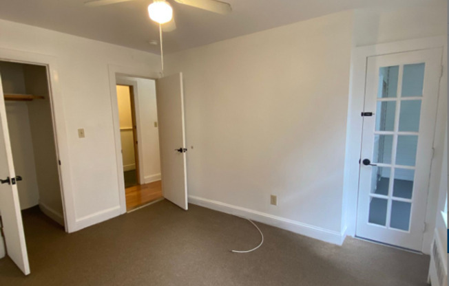 Studio, 1 bath, 420 sqft, $1,950