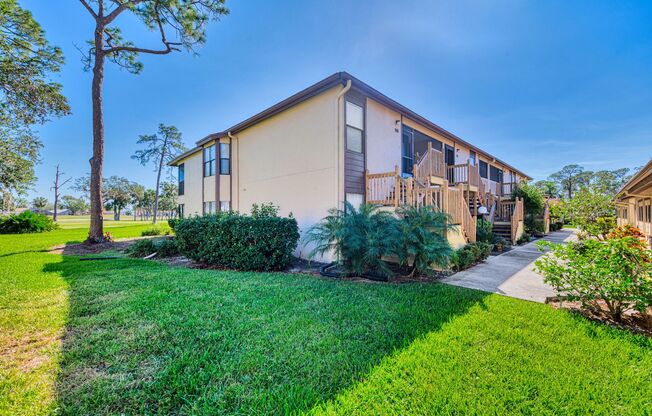 ** AVAILABLE JANUARY, FEBRUARY AND MARCH 2025!! ** BEAUTIFULLY UPDATED, TURKEY FURNISHED 2 BEDROOM, 2 BATHROOM + FLORIDA ROOM CONDO WITH GORGEOUS GOLF COURSE VIEWS LOCATED IN THE HIGHLY SOUGHT AFTER AVISTA OF PALM AIRE COMMUNITY!