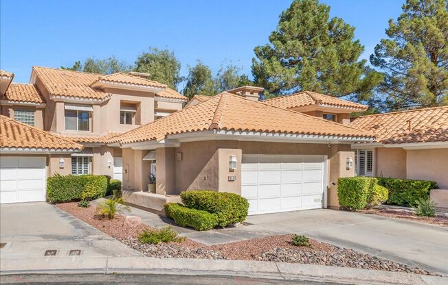 Modern, Elegant Fully Furnished 3 Bedroom Home in Spanish Trails