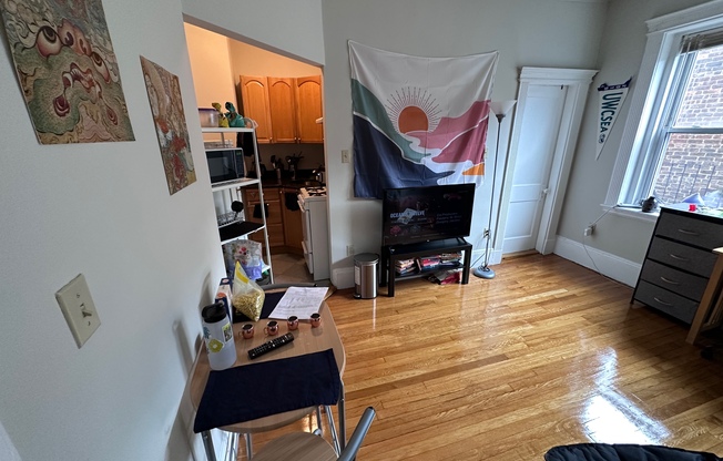 Studio, 1 bath, $2,450, Unit 36