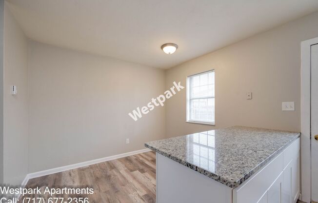 2 beds, 1 bath, 1,000 sqft, $1,425, Unit Unit 62