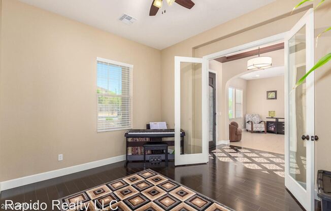 10924 N 136th Place