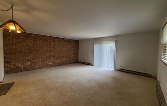 2 beds, 2 baths, $1,300