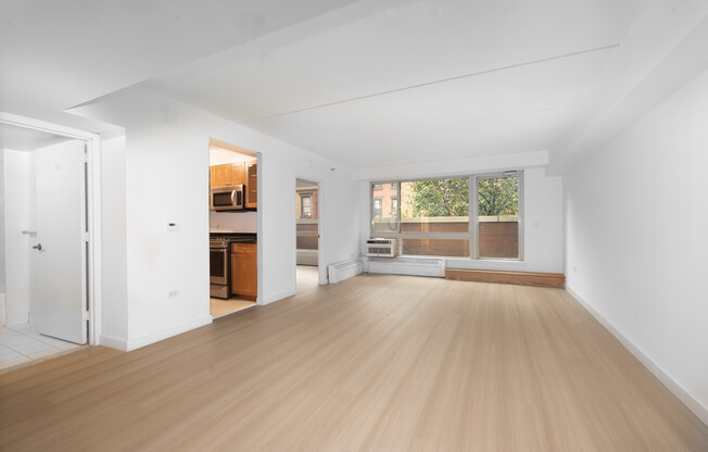 2 beds, 2 baths, $6,395, Unit 2B