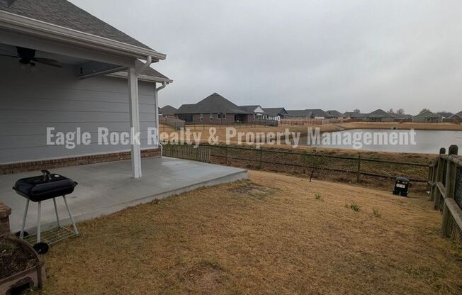 3 beds, 2 baths, $1,800