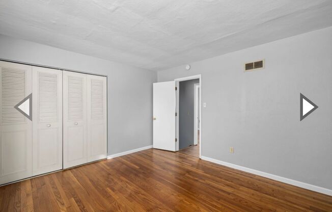 1 bed, 1.5 baths, 680 sqft, $975, Unit 9621 Lynntown Court