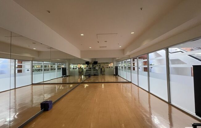 1 bed, 2 baths, 1,130 sqft, $2,800, Unit 235