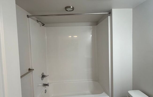 Studio, 1 bath, 501 sqft, $1,600, Unit 418