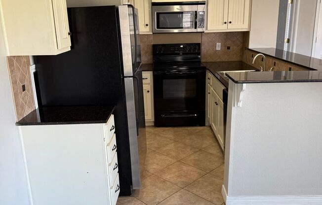 3 Bed 3 Bath Move in Ready Newly Renovated