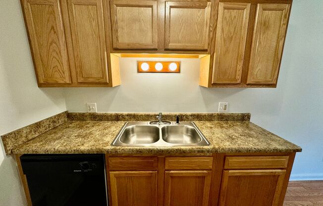 1 bed, 1 bath, 750 sqft, $1,145, Unit 104