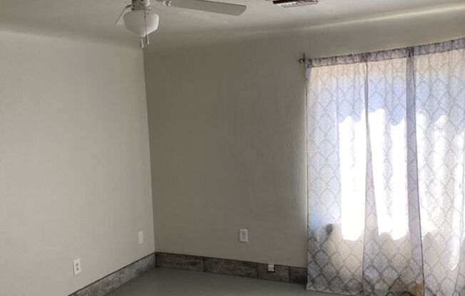 2 beds, 1 bath, $1,500