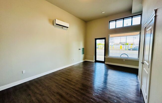 1 bed, 1.5 baths, 959 sqft, $3,150, Unit 4th #411