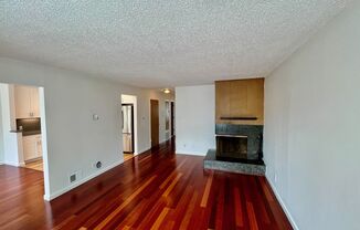 AMAZING GOLDEN GATE HEIGHTS 2 BED WITH PARKING!!!