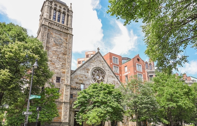 6 MASSACHUSETTS AVE